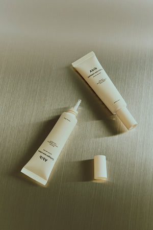 Abib Collagen eye crème Jericho rose tube product texture