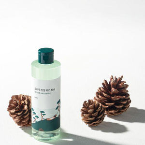 Round Lab Pine Calming Cica Toner close-up view