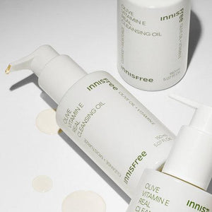 innisfree Olive Vitamin E Real Cleansing Oil product texture