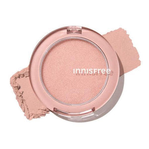 innisfree SHEER Glowy Highlighter product texture
