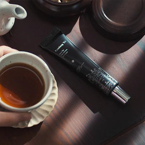 Pyunkang Yul [Pyunkang Yul] Black Tea Time Reverse Eye Cream product texture