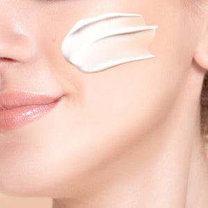 Pyunkang Yul [Pyunkang Yul] Essence In Lotion product texture