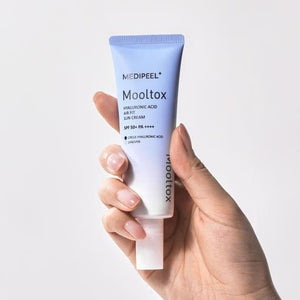 MEDIPEEL Hyaluronic Acid Mooltox Air Fit Sun Cream SPF 50+PA++++ product texture
