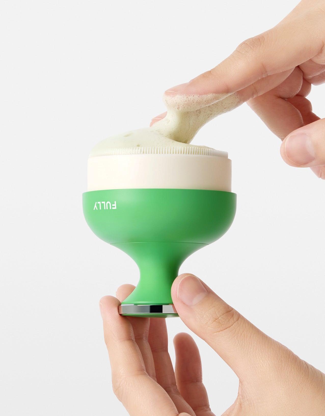 FULLY PORE CLEANSING BRUSH (Face Brush)