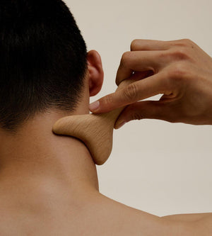 SENNOK Multi Bbul Guasha – Natural Wooden Gua Sha for Body & Face close-up view