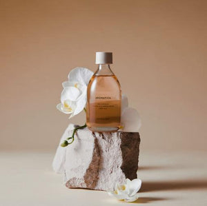 AROMATICA Mellowness Magnolia & Sandalwood Body Oil close-up view