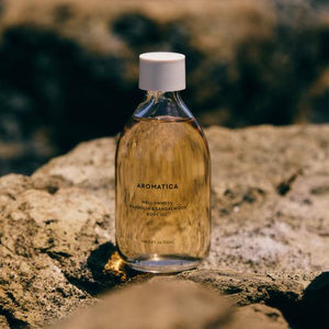 AROMATICA Mellowness Magnolia & Sandalwood Body Oil product texture