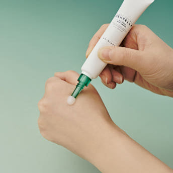 SKIN1004 Madagascar Centella Tea-Trica Spot Cream 50ml